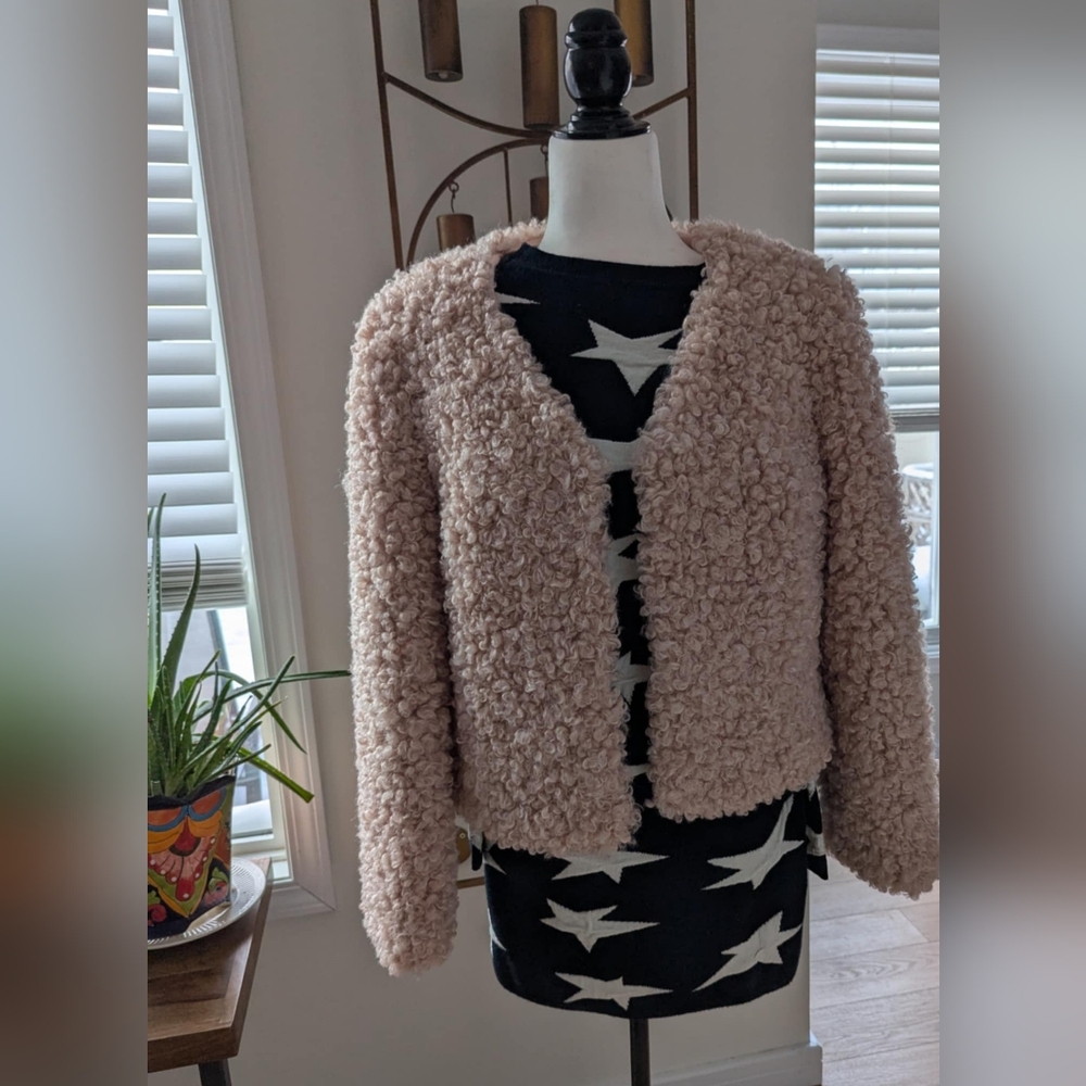 EUC Frank Lyman Chic Cozy Pink Jacket